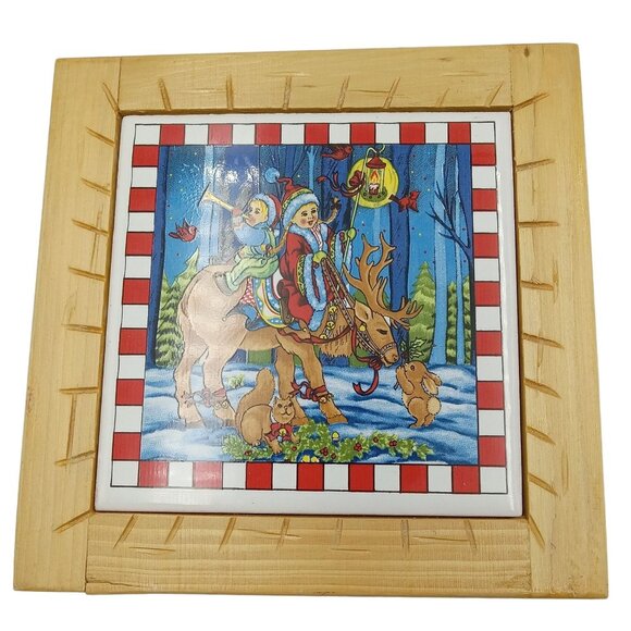 Christmas Reindeer Hot Plate Tile Surrounded With Wood 2000 - Picture 1 of 8